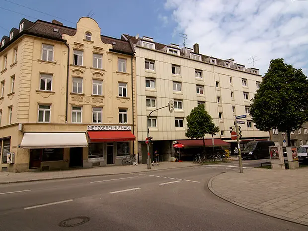 Außenansicht der Immobilie Emil-Riedel-Straße 11